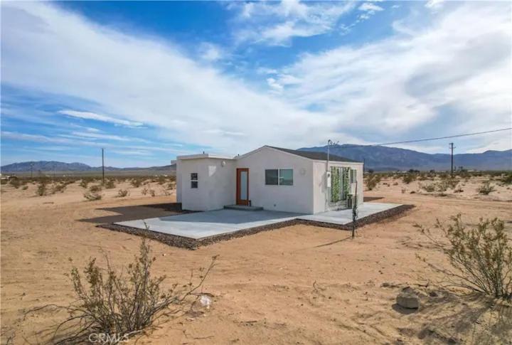 Serene Modern Home Backdoor With Great Wifi, Games, Movies, Patio Seating And Bbq Easy Access To North Joshua Tree National Park In 10 Minutes Twentynine Palms Exterior photo